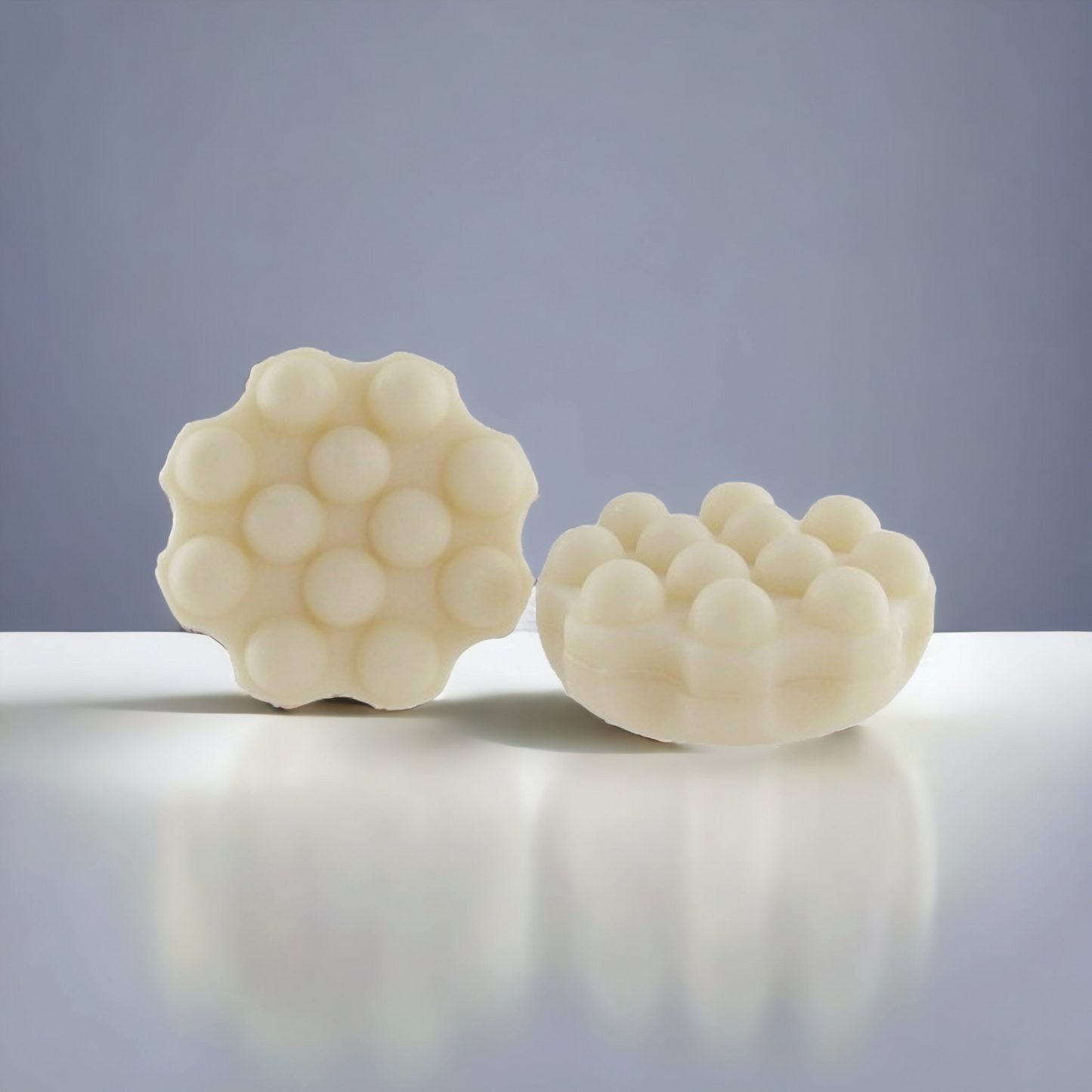 Shampoing solide naturel avec picots de massage