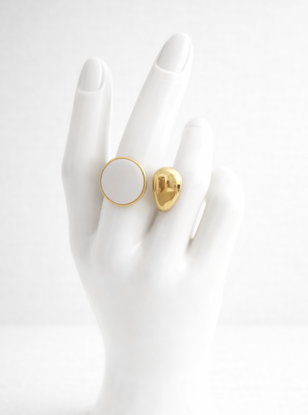 Bague goutte blanche