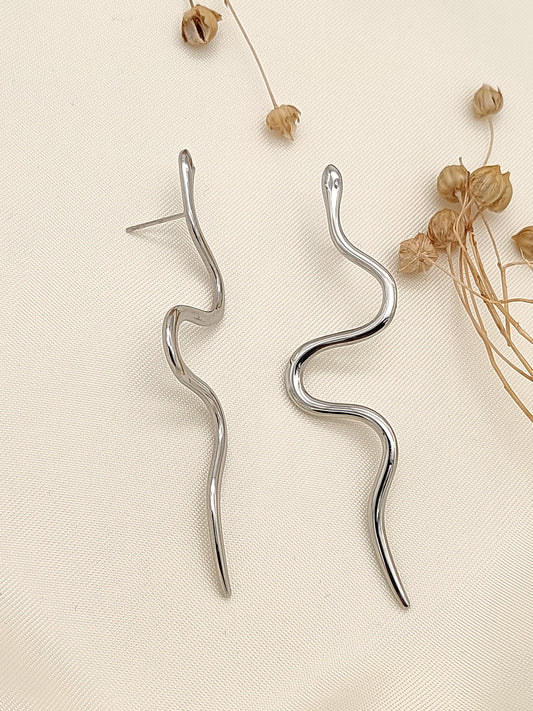 Boucles d'oreilles serpent argenté ou doré