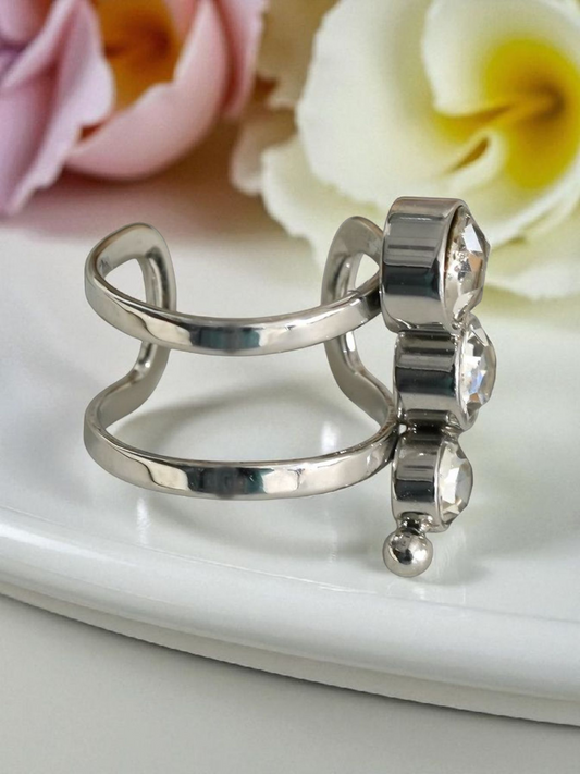 Bijou d'oreille earcuff argenté ou doré 3 oxydes de zirconium
