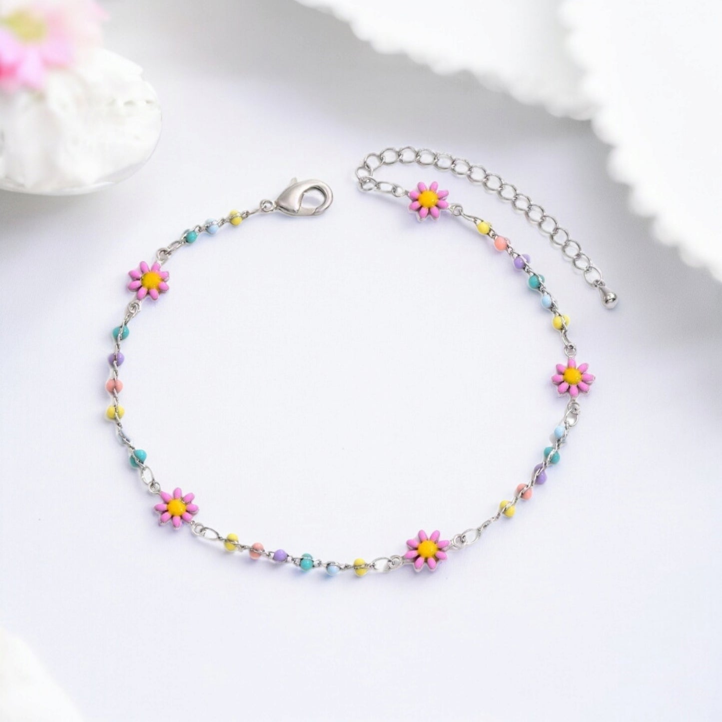 Bracelet de cheville marguerites et perles