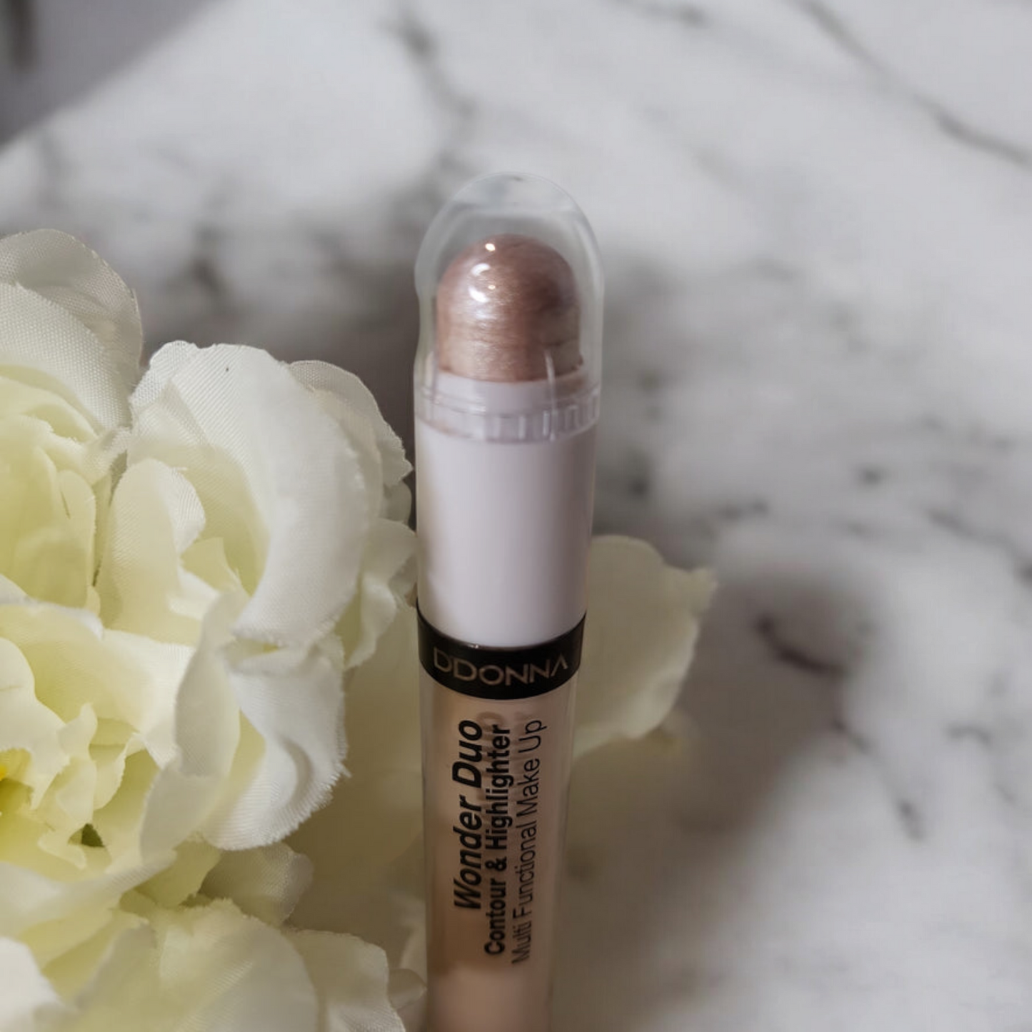 Fards à joues WONDER DUO CONTOUR ET HIGHLIGHTER