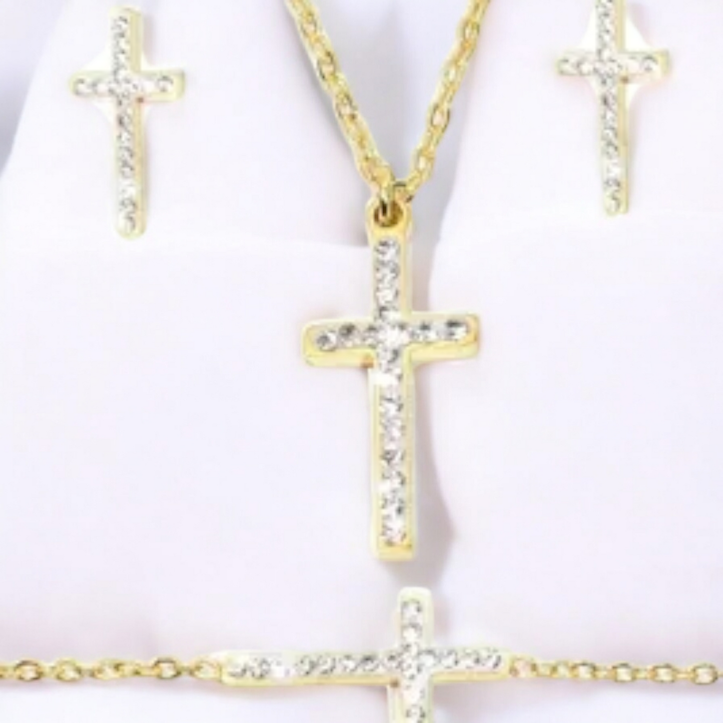 Coffret bijoux croix sertis de strass