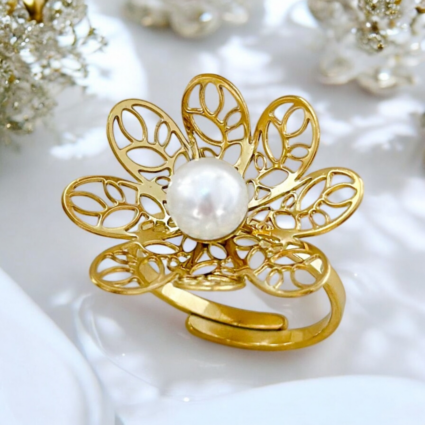 Bague fleur avec perle