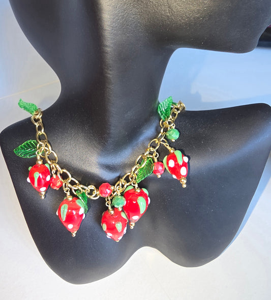 Collier breloques fraises 🍓