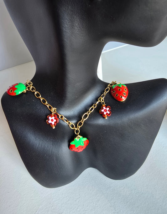 Collier breloques fraises et fleurs 🍓🌸
