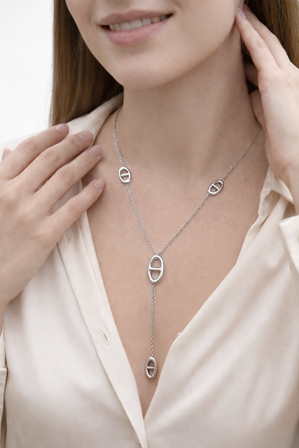 Collier en Y mailles marine ajourées