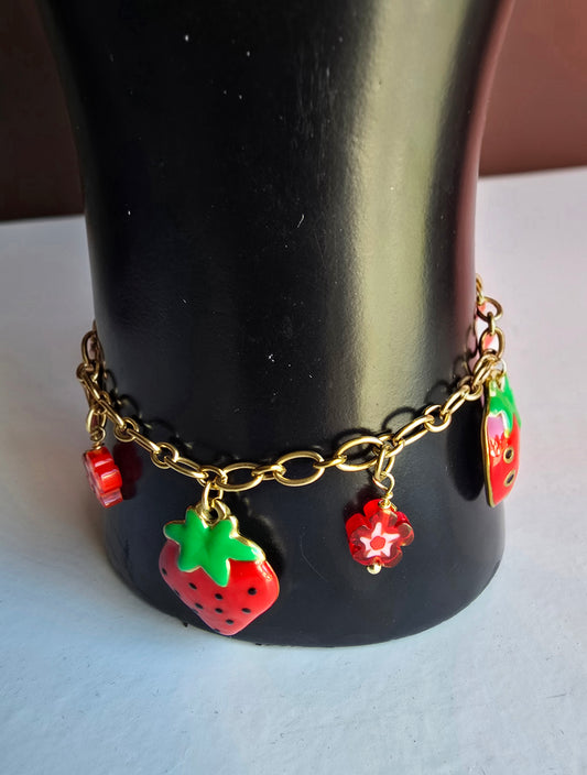 Bracelet breloques fraises et fleurs 🍓🌸