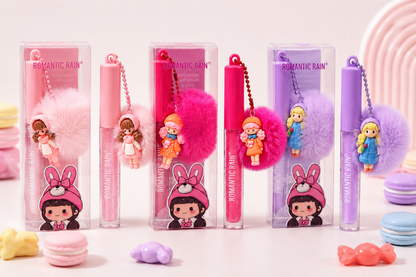 Gloss porte-clés pompon – Écrin de douceur